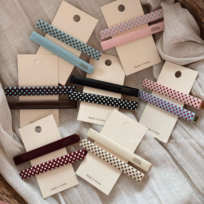 波點一字小巧簡約髮夾－商品主圖｜https://igowo.tw/