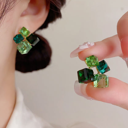 鋯石方形立體簡約耳釘－商品主圖｜https://igowo.tw/