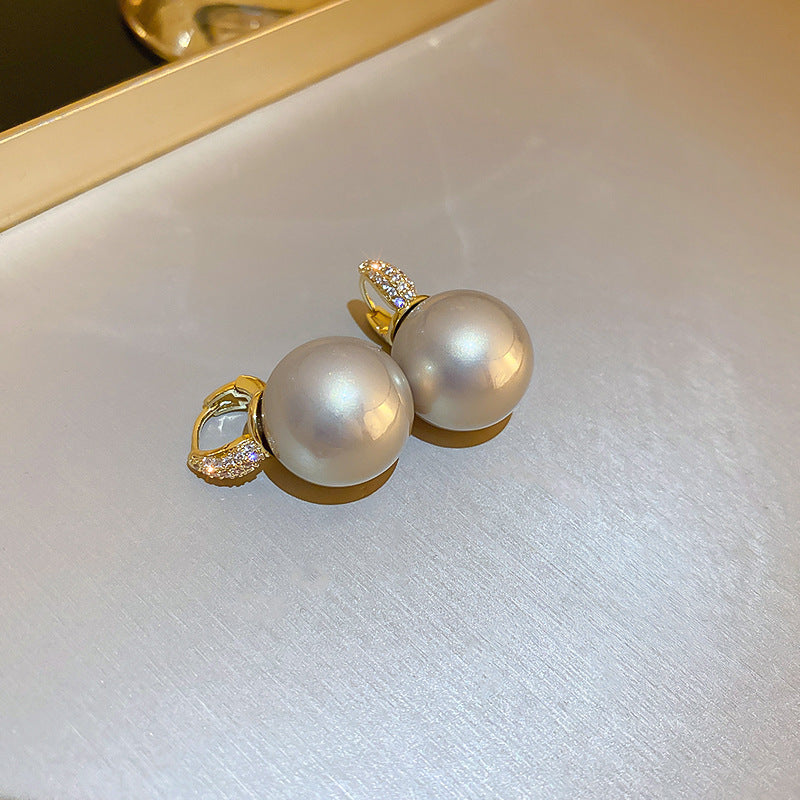 珍珠魚尾簡約耳環－細節特寫23｜https://igowo.tw/