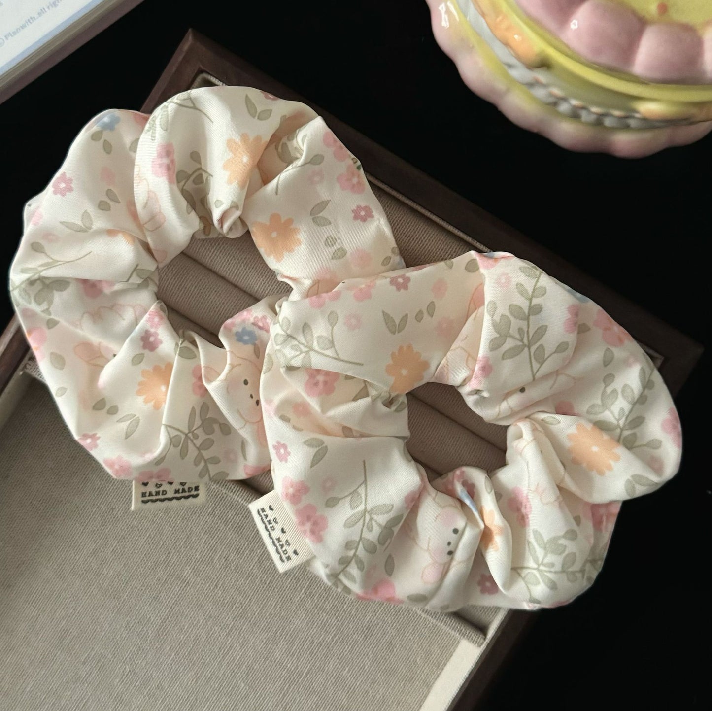 小熊碎花髮圈－商品主圖｜https://igowo.tw/