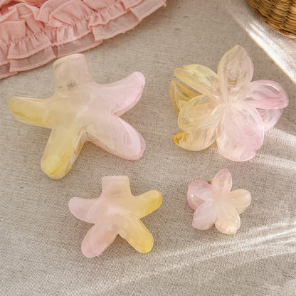 漸層花朵暈染髮夾－小號海星髮夾款實拍｜https://igowo.tw/