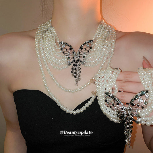 珍珠蝴蝶鏤空鑲鑽項鍊－商品主圖｜https://igowo.tw/