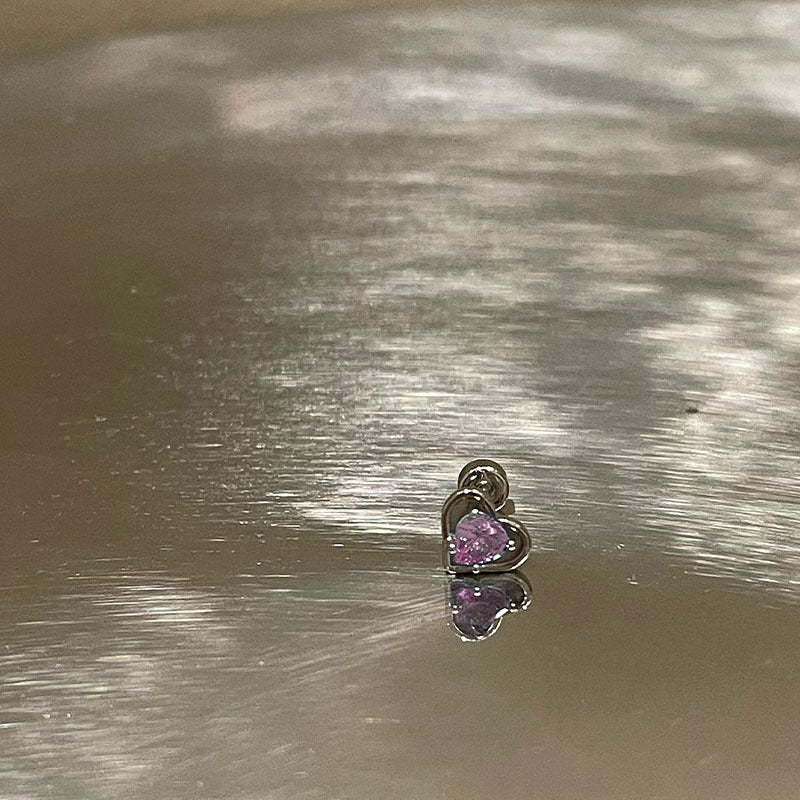 S925鋯石愛心蝴蝶耳釘－細節特寫4｜https://igowo.tw/