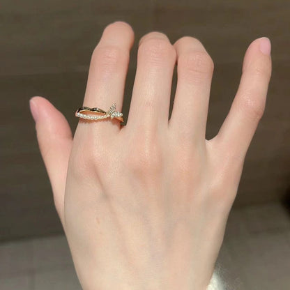 彩色琺瑯蝴蝶花朵戒指－細節特寫13｜https://igowo.tw/