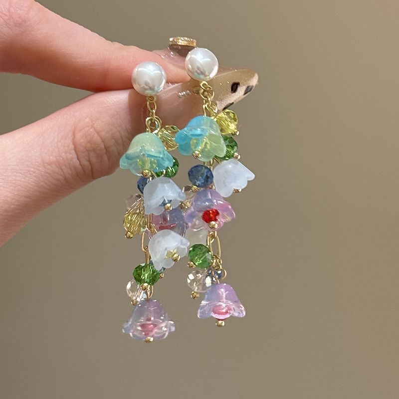 樹脂銀針花朵流蘇耳環－細節特寫10｜https://igowo.tw/