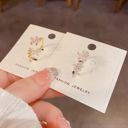 鋯石花朵可調式戒指－商品主圖｜https://igowo.tw/