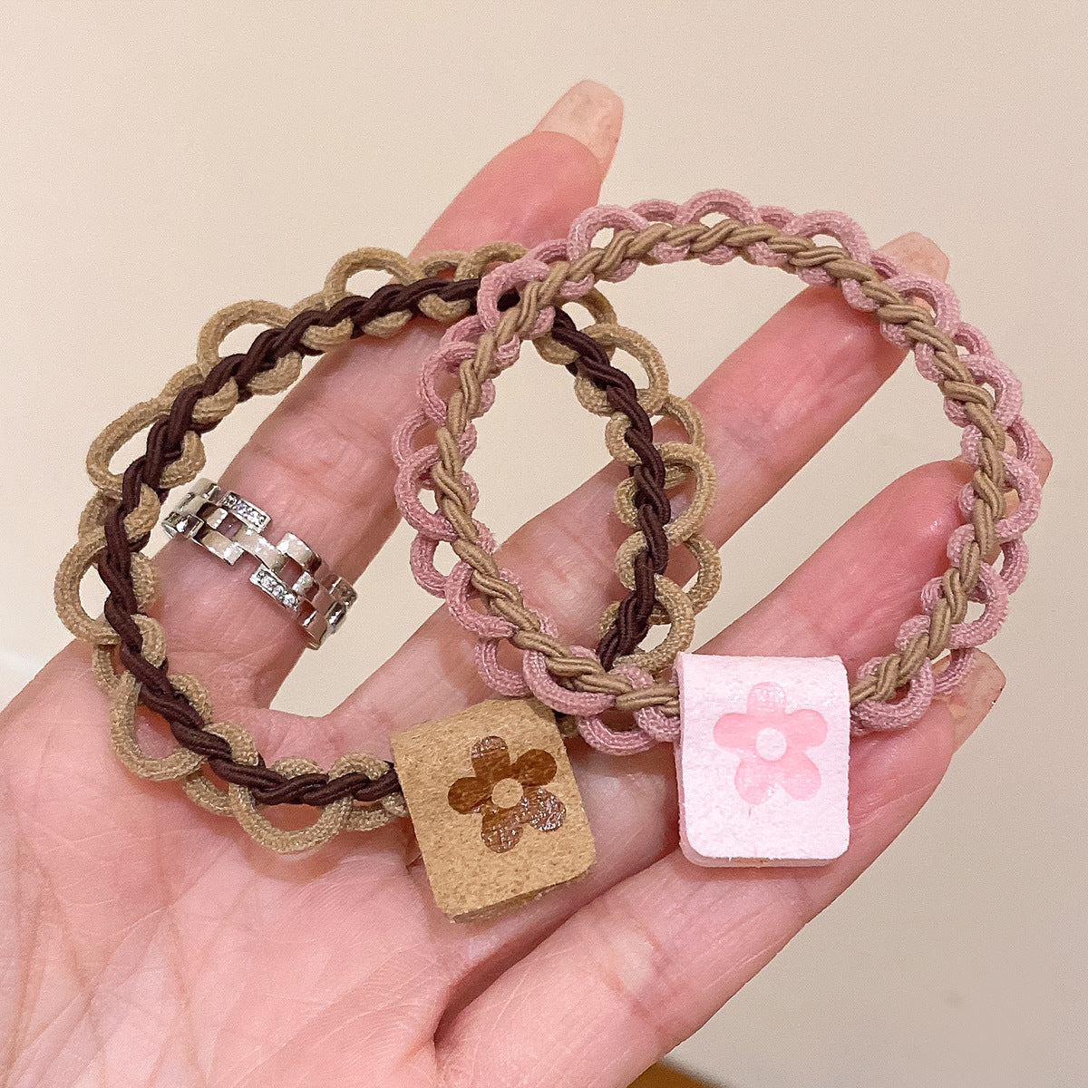 彩色編織髮圈－粉色花朵髮繩1條款細節1｜https://igowo.tw/
