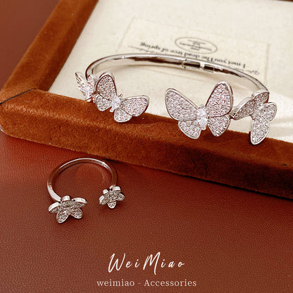 鋯石蝴蝶可調式戒指－商品主圖｜https://igowo.tw/