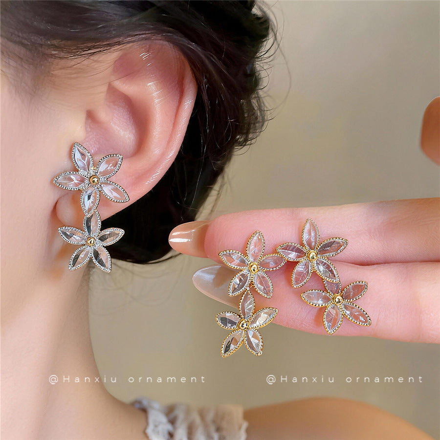 鋯石花朵垂墜簡約耳釘－商品主圖｜https://igowo.tw/