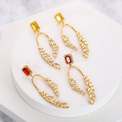 紅色鋯石麥穗誇張耳釘－商品主圖｜https://igowo.tw/