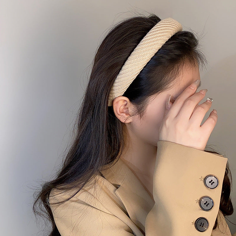 棕色針織髮箍－淺咖款實拍｜https://igowo.tw/