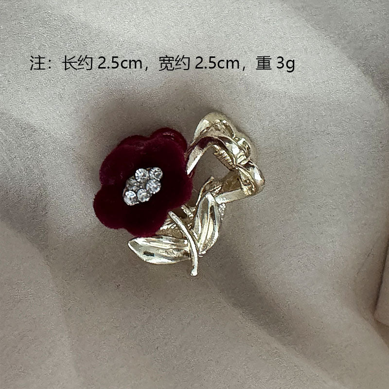 珍珠絨面花朵復古髮夾－一支花朵-絲絨款細節｜https://igowo.tw/