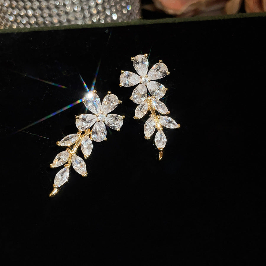 金色鋯石花朵電鍍耳釘