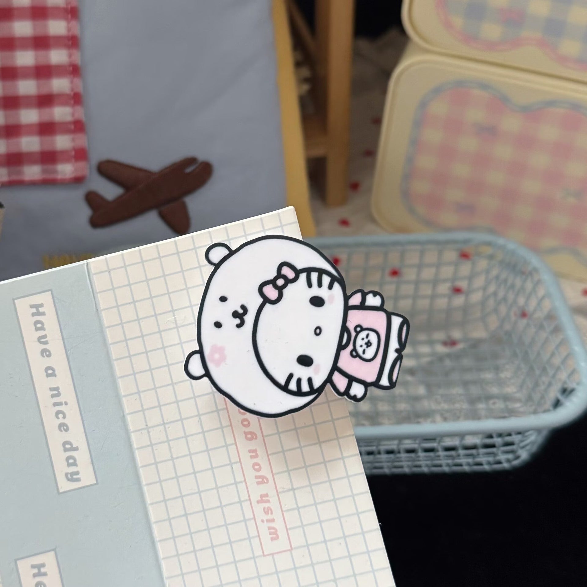 粉色貓咪髮夾－白色貓咪髮夾款細節1｜https://igowo.tw/