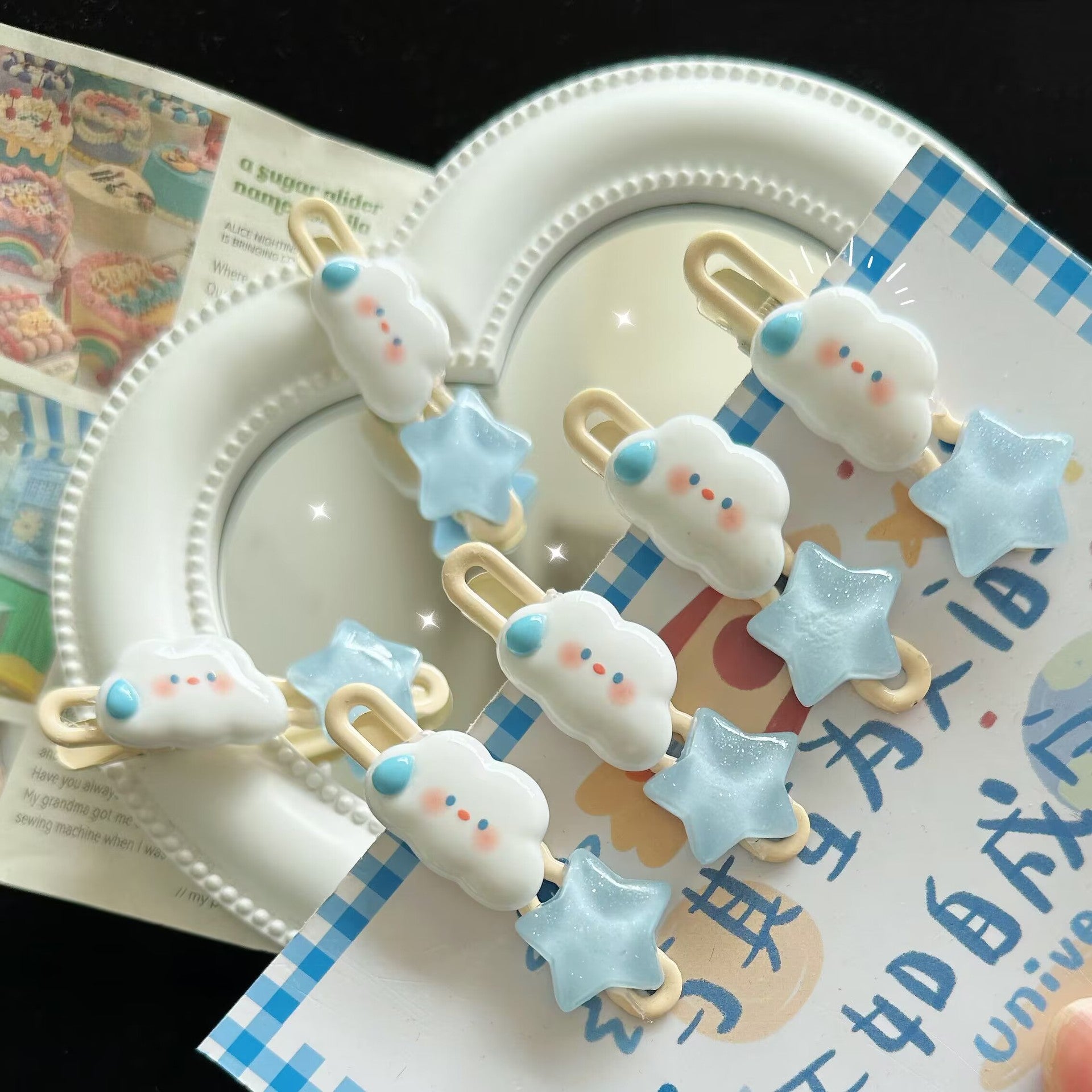 白色雲朵星星髮夾－商品主圖｜https://igowo.tw/