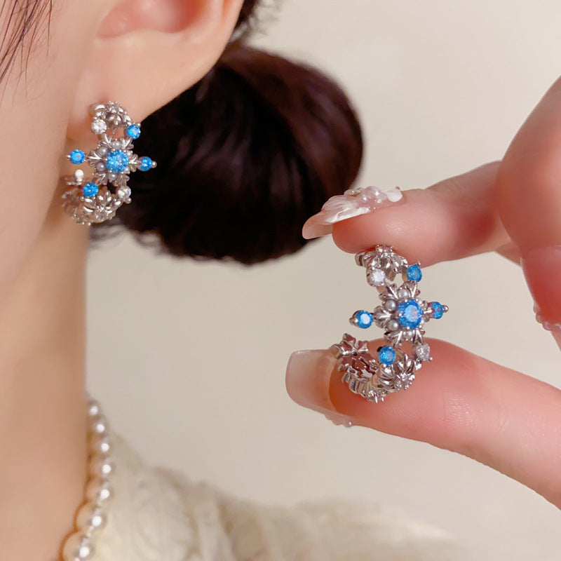 S925鋯石雪花C形復古耳環－第二視角實拍｜https://igowo.tw/