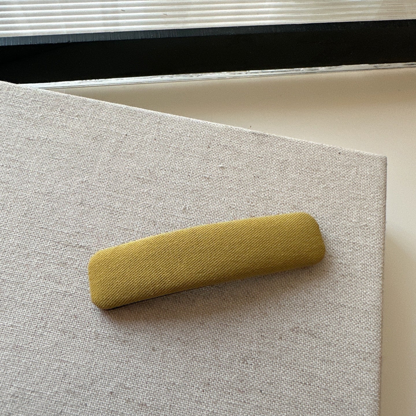 黃色布面髮夾