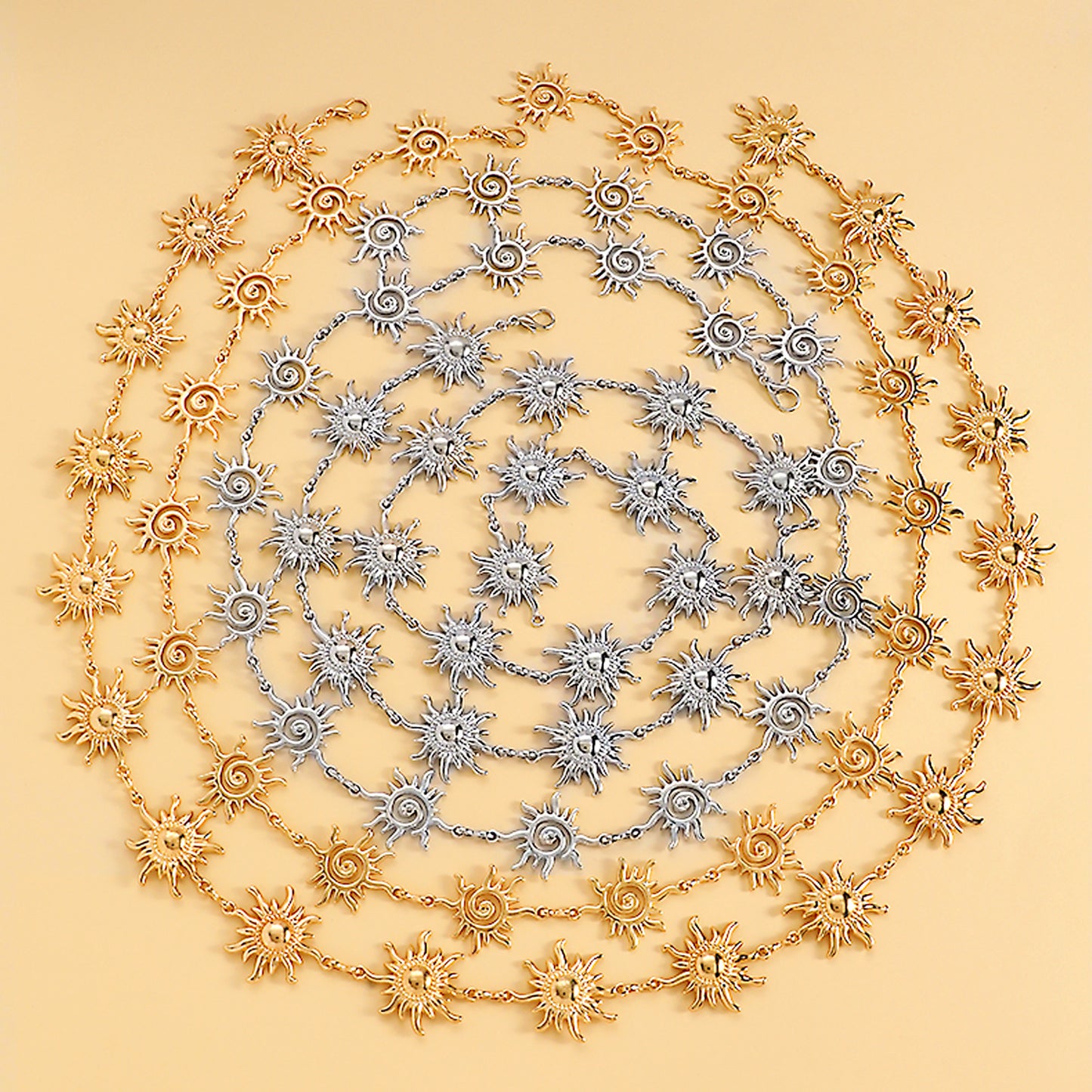 金色太陽花兩用項鍊－細節特寫1｜https://igowo.tw/
