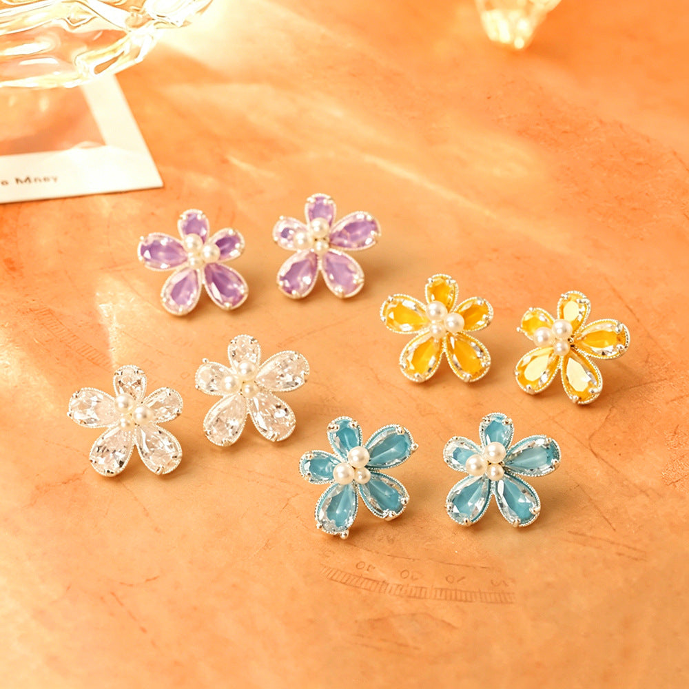 彩色鋯石花朵耳釘－商品主圖｜https://igowo.tw/