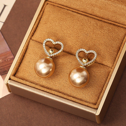S925珍珠愛心簡約耳環－商品主圖｜https://igowo.tw/