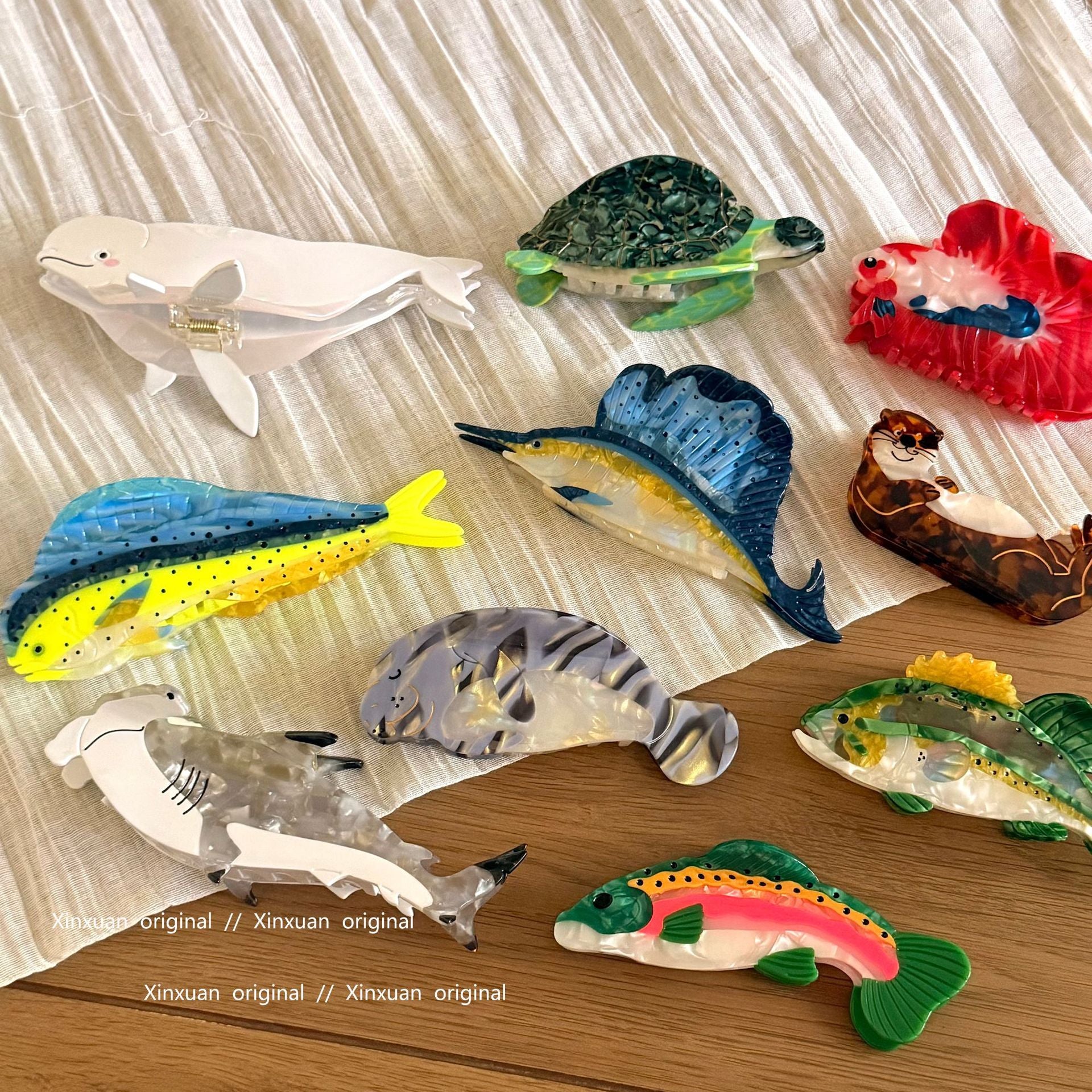 醋酸板材鯊魚夾－點點魚款細節｜https://igowo.tw/