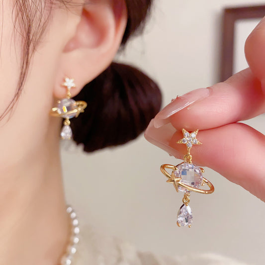 星星星球簡約耳墜－商品主圖｜https://igowo.tw/