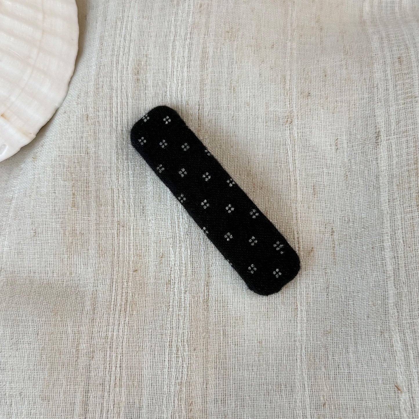 布面三角形髮夾