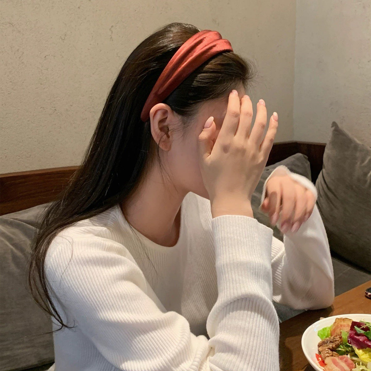 寬版簡約髮箍－細節特寫2｜https://igowo.tw/