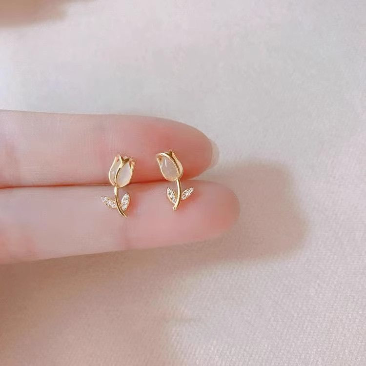 法式復古輕奢貓眼石耳環