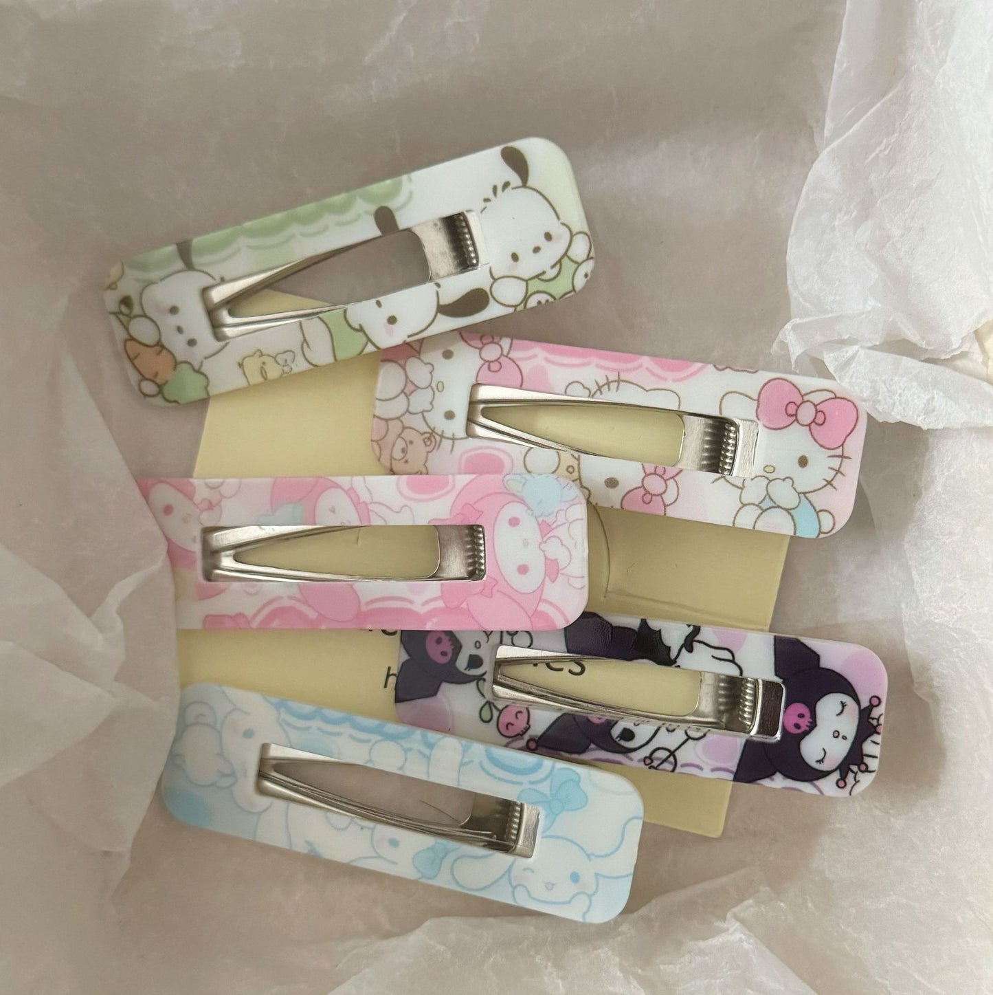 繽紛壓克力方形髮夾－商品主圖｜https://igowo.tw/