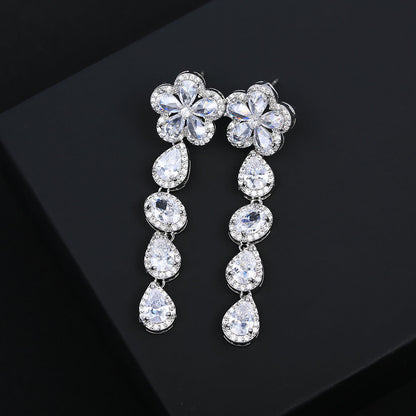 S925彩色鋯石花朵鑲鑽耳環－果綠色款細節｜https://igowo.tw/