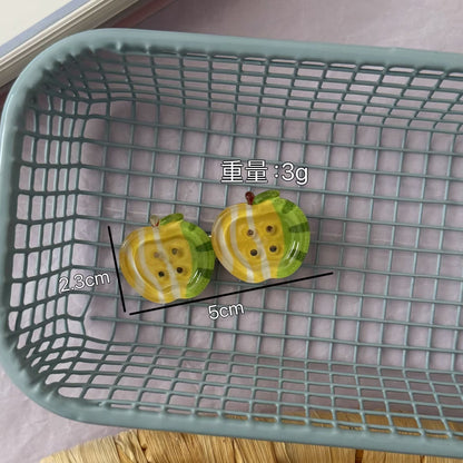 蘋果水果簡約髮夾－藍色蘋果髮夾款細節1｜https://igowo.tw/