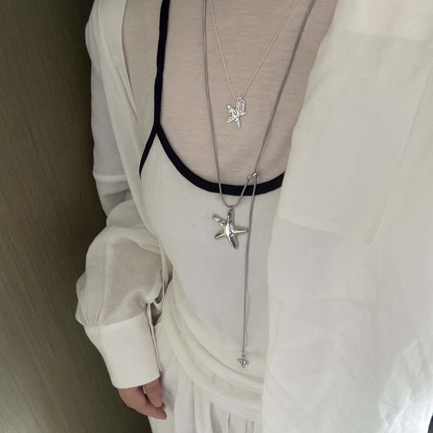 銀色星星項鍊－項鍊-銀色-藍色款實拍｜https://igowo.tw/