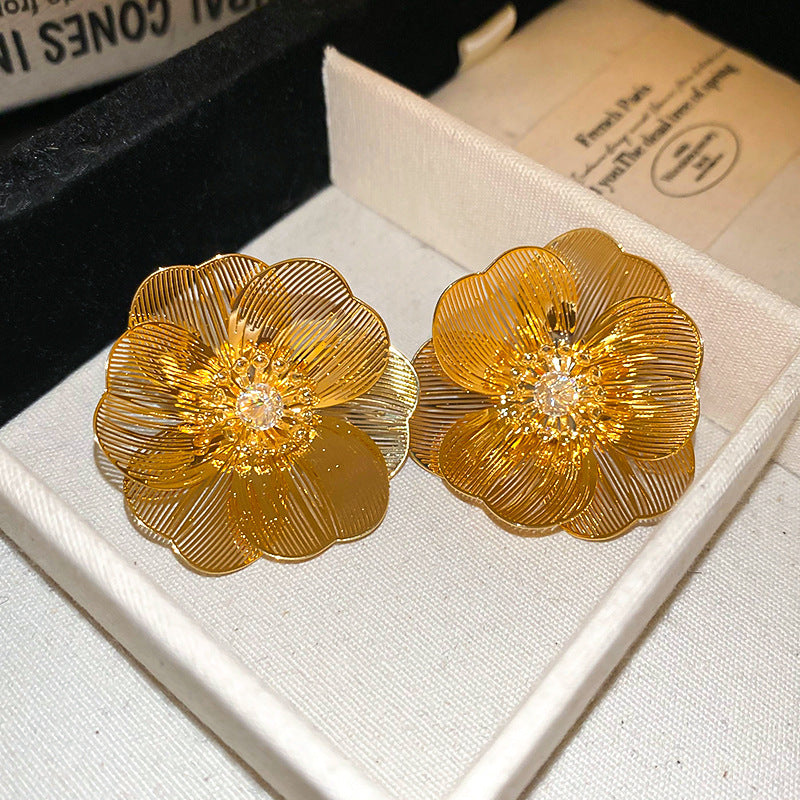 珍珠愛心花朵流蘇耳環－細節特寫52｜https://igowo.tw/