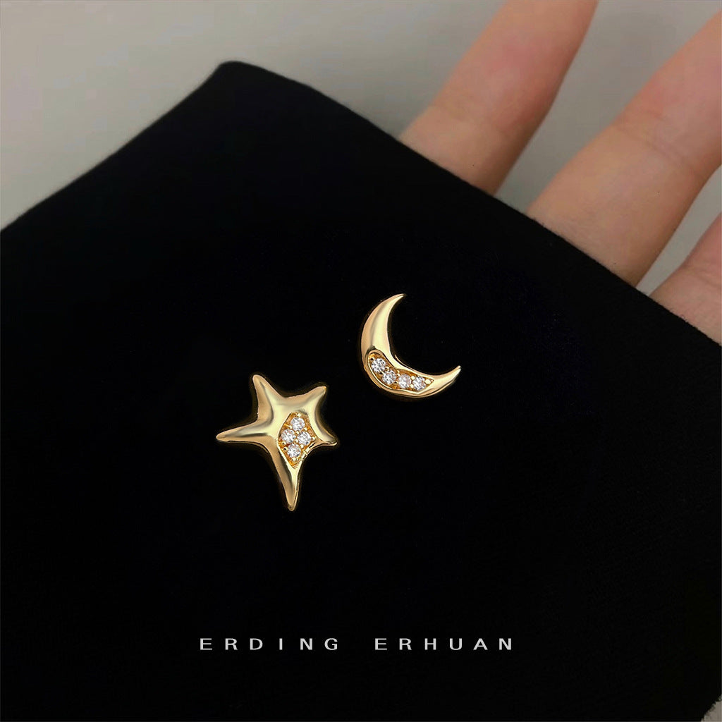 鋯石星星不對稱耳釘－商品主圖｜https://igowo.tw/