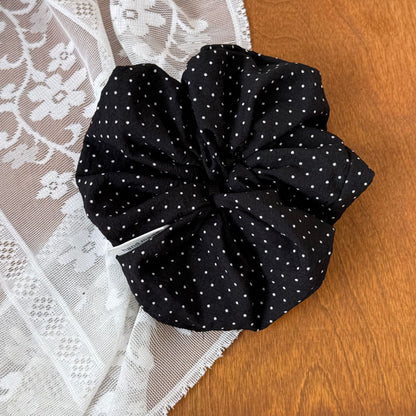 碎花波點復古髮圈－米白碎花髮箍款細節｜https://igowo.tw/
