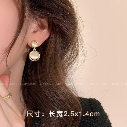 法式復古輕奢貓眼石耳環