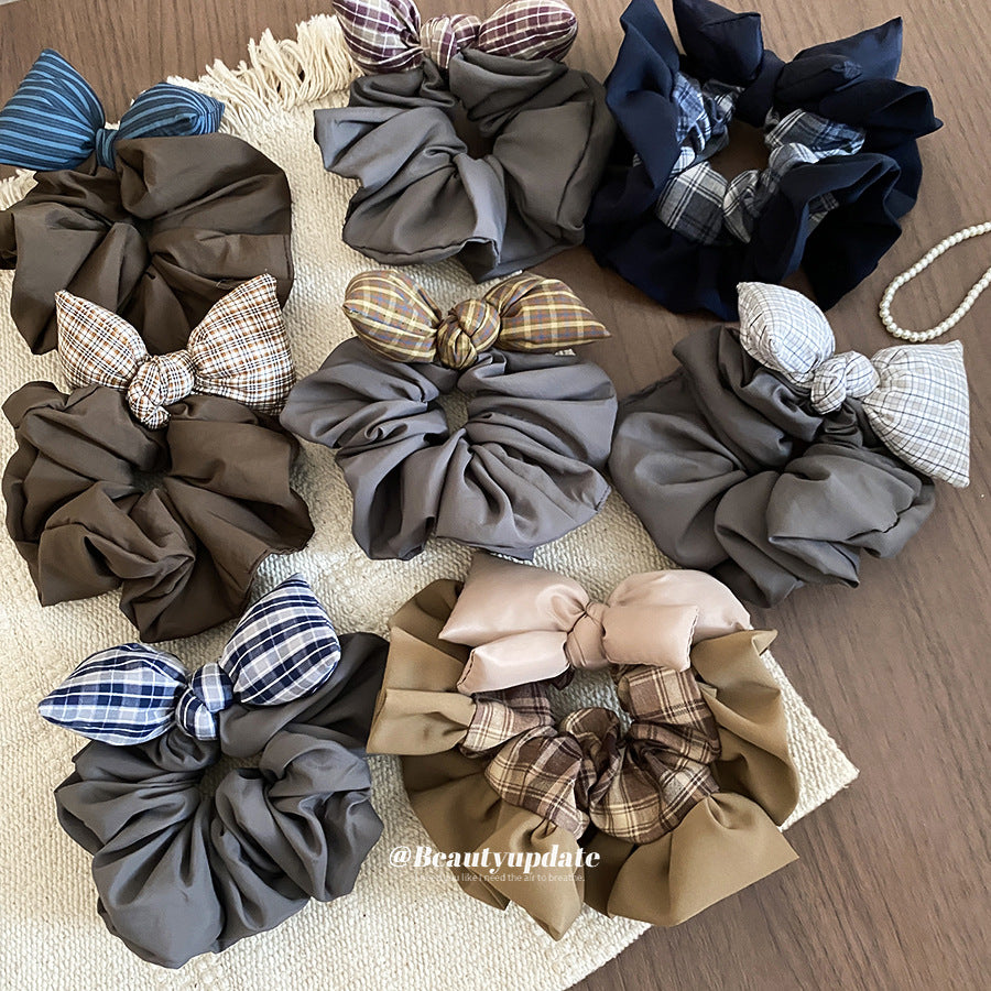 布面格紋蝴蝶結髮圈－商品主圖｜https://igowo.tw/