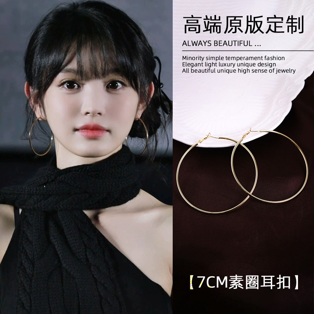 圓圈誇張耳環－細節特寫13｜https://igowo.tw/