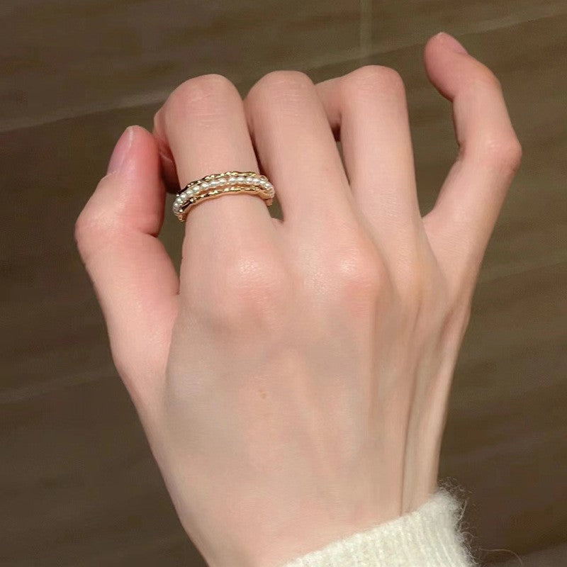 彩色琺瑯蝴蝶花朵戒指－細節特寫18｜https://igowo.tw/