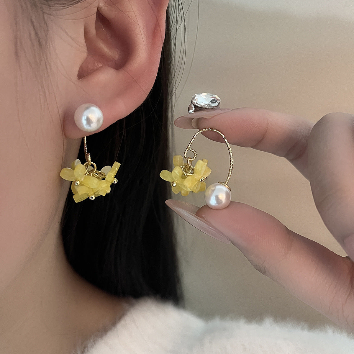 貓眼石花朵鑲鑽耳環－細節特寫66｜https://igowo.tw/