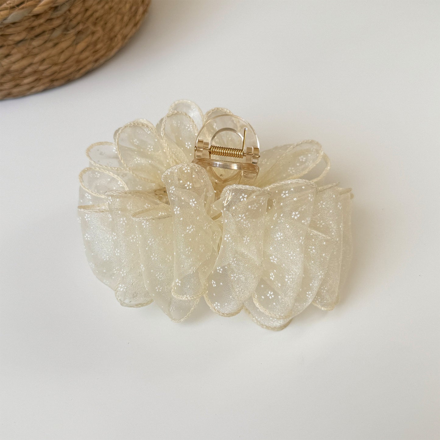 蕾絲網紗碎花鯊魚夾