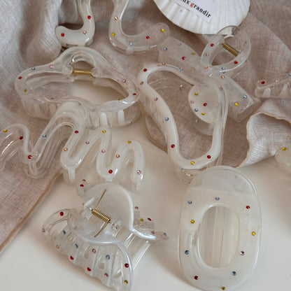簡約經典鯊魚夾－細節特寫1｜https://igowo.tw/