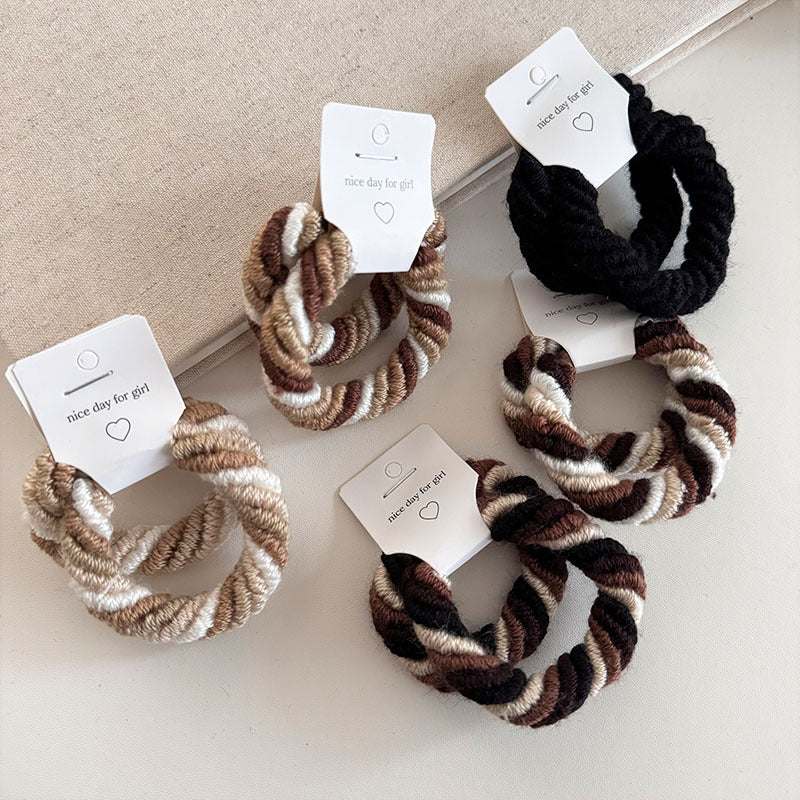 棕色纏繞髮圈－多股線編織-杏咖款細節｜https://igowo.tw/