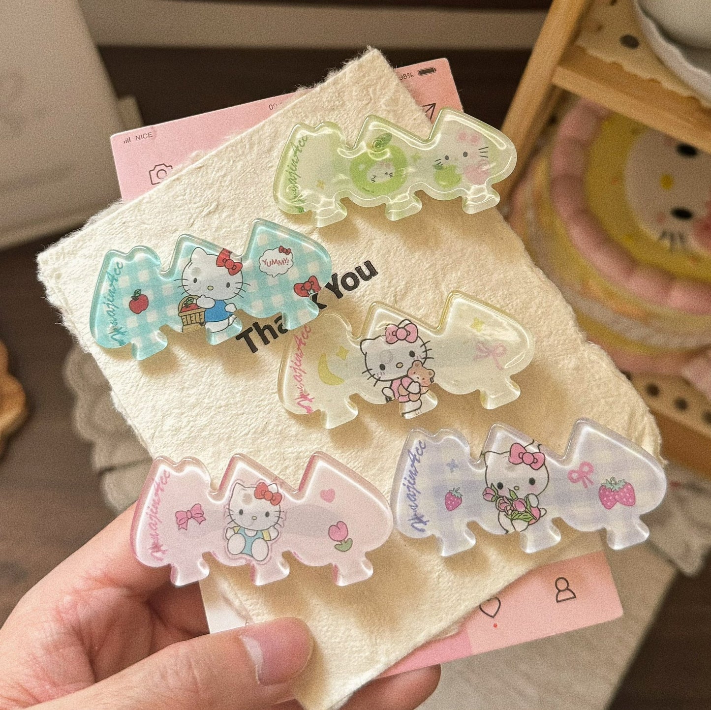 貓咪愛心髮夾－米白貓咪髮夾款細節1｜https://igowo.tw/