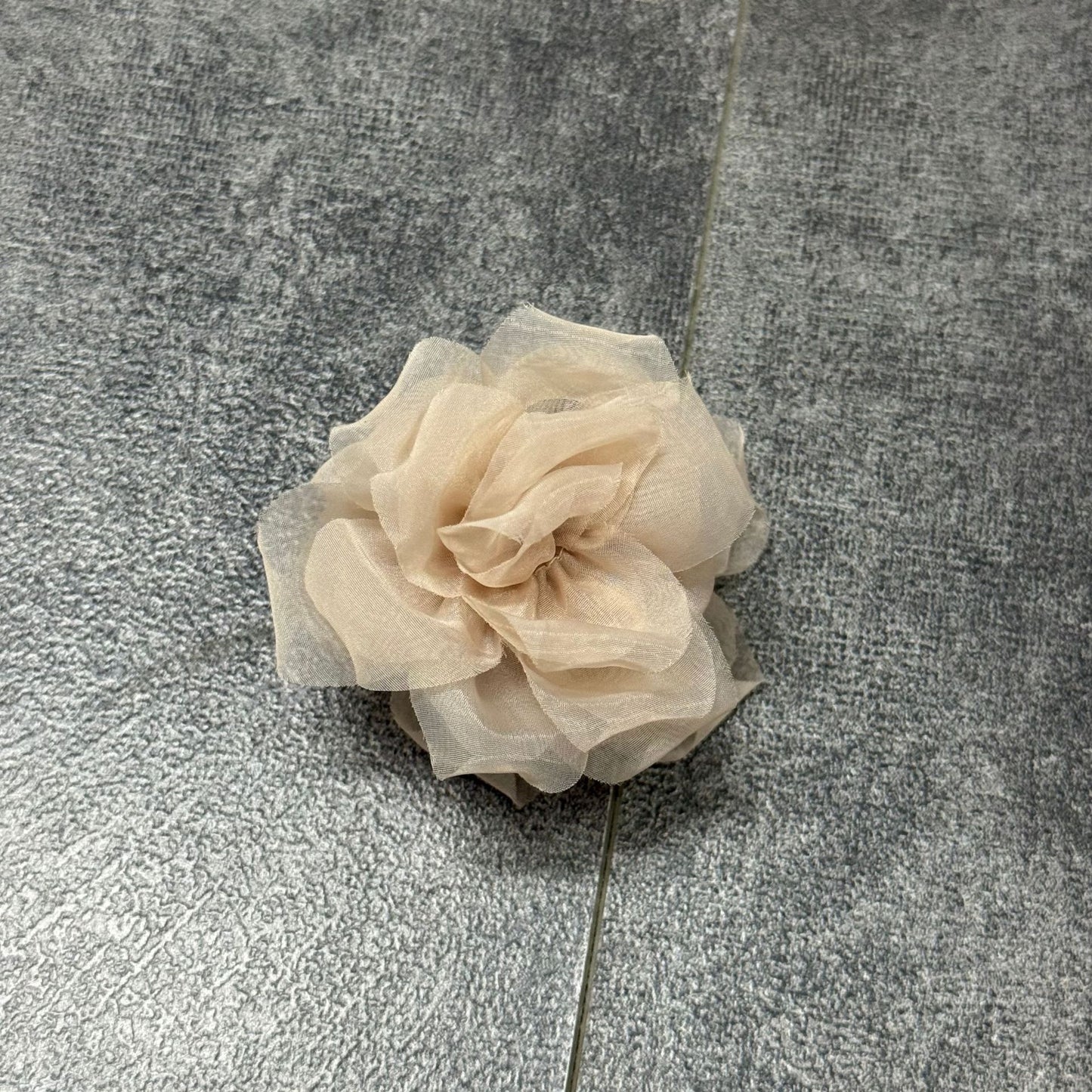 網紗花朵鯊魚夾