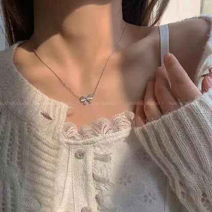 珍珠愛心墜飾項鍊－細節特寫127｜https://igowo.tw/