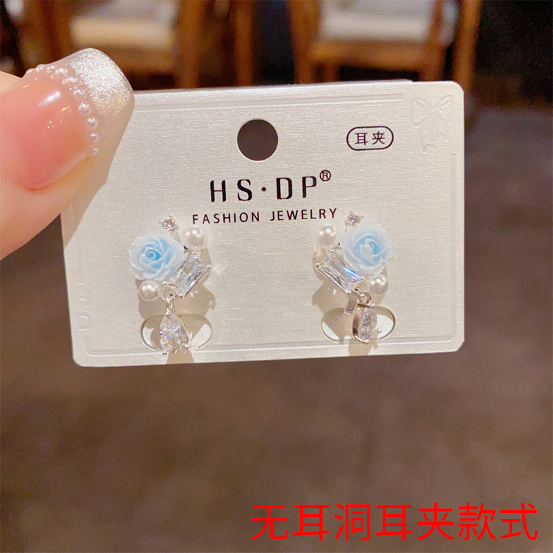 花朵水滴簡約耳夾－商品主圖｜https://igowo.tw/