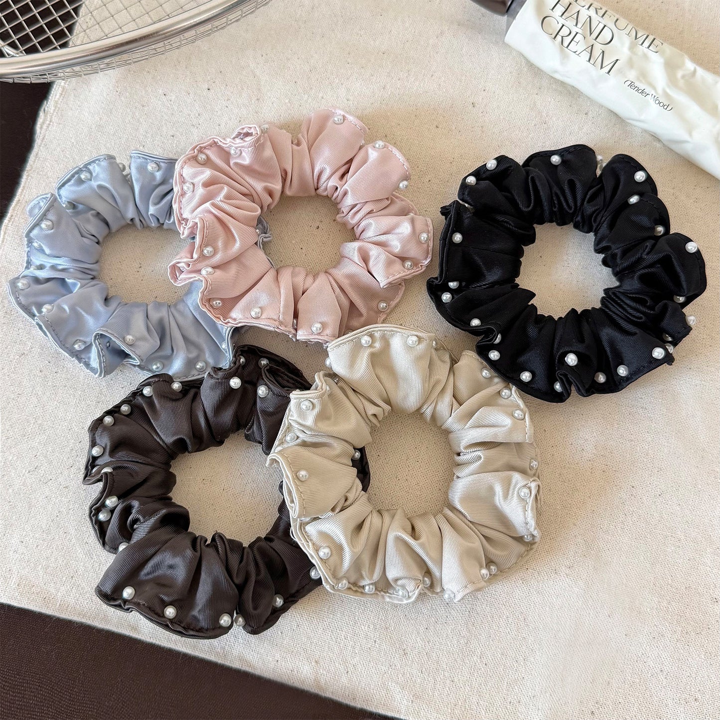 彈力繩簡約髮圈－商品主圖｜https://igowo.tw/