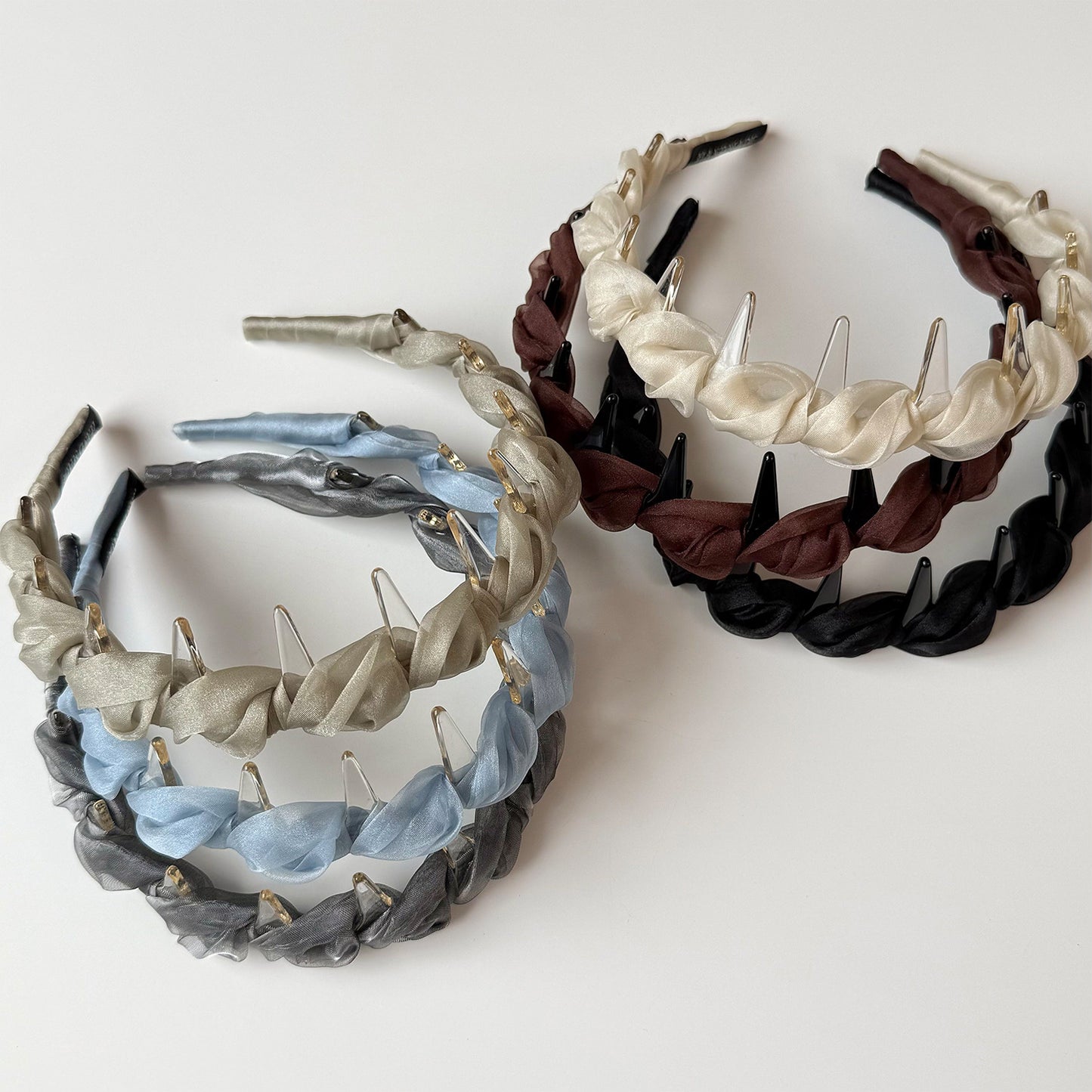 纏繞簡約髮箍－咖色網紗款細節｜https://igowo.tw/